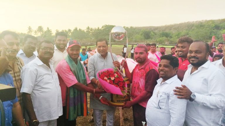 काशिद येथे डिसिबी गु्रप आयोजीत सोयरे चषक क्रिकेट स्पर्धेचा प्रथम विजेता पारगाव-पनवेल…