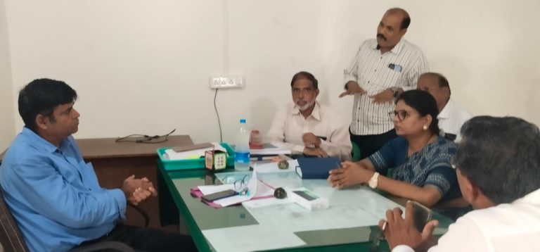 इलेक्ट्रॉनिक मीटर ऐवजी स्मार्ट मीटर लावण्याची सक्ती…  स्मार्ट मीटर सक्तीच्या धोरणास शेकापचा जाहीर विरोध…