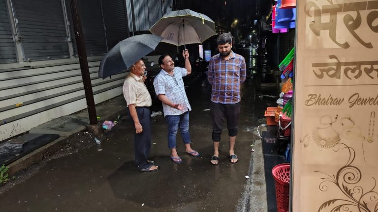 अवकाळी पावसाचा रोह्यात जोरदार धुमाकूळ… रोहा आडवी बाजारपेठेत पूरजन्य परिस्थिती…व्यापाऱ्यांचे नुकसान…