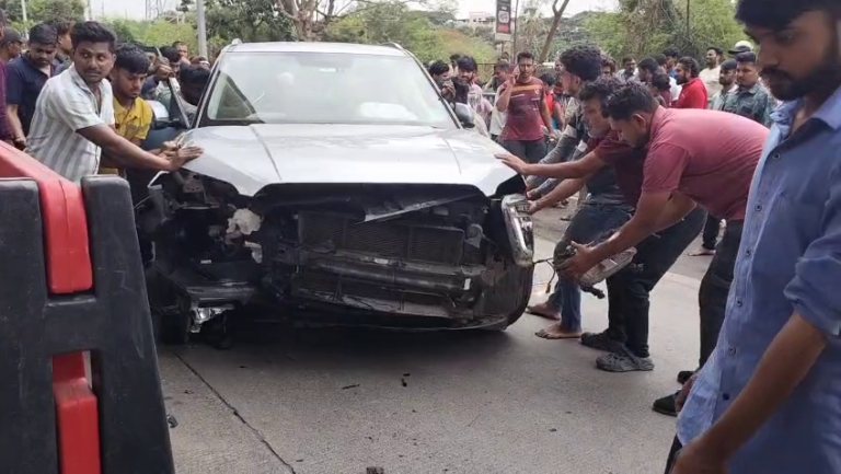 खारघर बेलपाडा गॅरेजलाईनसमोर क्रेटा कारचा भीषण अपघात… अपघातात चालक किरकोळ जखमी…पोलीस घटनास्थळी गैरहजर…