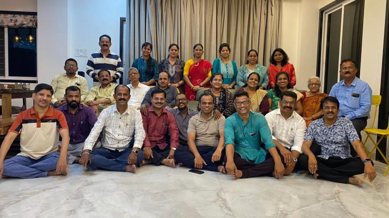 को. म. सा. प. महाड शाखेची साहित्यिक सभा कवयित्री, लेखिका सौ पद्मा शिपूरकर यांचे निवासस्थानी उत्साहात संपन्न…