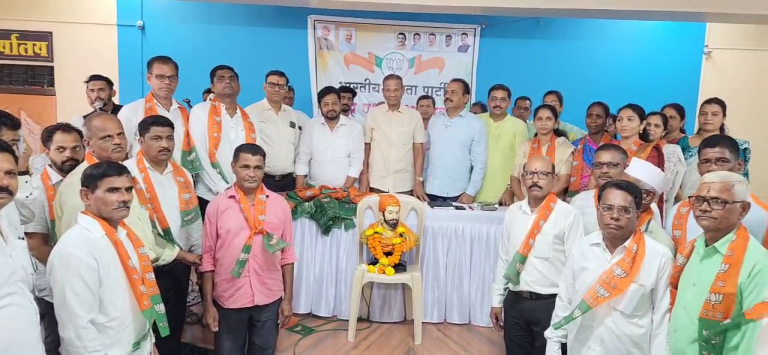 रासळ ग्रुप ग्रामपंचायतीच्या शेकडो कार्यकर्त्यांचा भाजपात प्रवेश… सुधागडात भाजपची मुसंडी;दैनंदिन होणाऱ्या प्रवेशाने भाजपची मोठी ताकद…