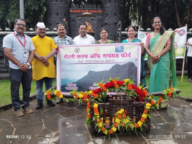 “कृषी दिन म्हणजे शेतकऱ्यांचा गौरव दिन” :तहसीलदार महेश शितोळे…महाड शहरामध्ये “कृषि दिंडी” मोठ्या उत्साहात संपन्न