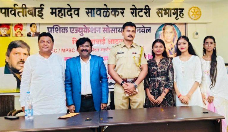 मार्गक्रमण करत असल्याबद्दल त्यांचा अभिमान वाटतो… केंद्रीय समाज कल्याण राज्यमंत्री रामदास आठवले यांचे गौरवोद्गार…