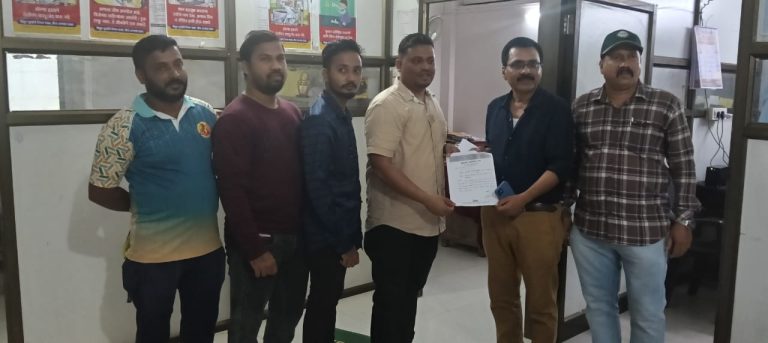 स्मार्ट मीटर वाद… महाड मनसेची महावितरणवर धडक…