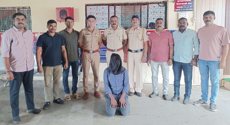 पेणच्या साई मंदिरात चोरी करणारा रेवदंडा येथील सराईत चोर गजाआड… अनेक मंदिरातून चोरी केल्याची आरोपीची कबुली…