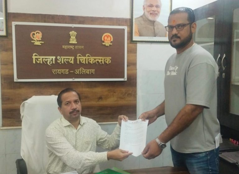 जिल्हा रुग्णालयातील असुविधांचा  रुग्णांसहित नातेवाहिकांनाही त्रास… सेवा सेल अध्यक्ष सागर पेरेकर यांनी दिले जिल्हा शल्य चिकित्सकांना निवेदन…