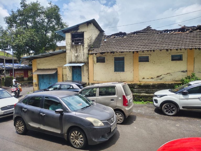 खालापूरात कोर्टासमोरील वाहतूक कोंडी जैसे थे वैसे… वाहतूक कोडी बनली नागरिकांची मोठे डोकेदुःखी…