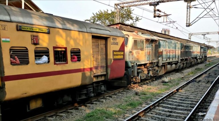 मत्स्यगंधा एक्सप्रेसमधून पडून महिला प्रवाशाचा मृत्यू… महिलेच्या डोक्याला गंभीर दुखापत झाल्याने जागीच मृत्यू…