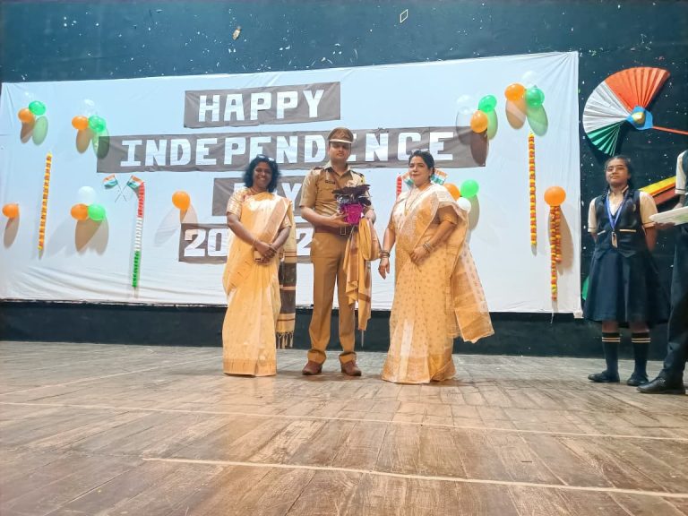 पनवेल शेडुंग येथील सेट विल्फ्रेड कॉलेजमध्ये ७९वा स्वातंत्र्य दिन जल्लोषात साजरा… सहाय्यक पोलीस निरीक्षक प्रमोद जाधव यांच्या हस्ते सेट विल्फ्रेड कॉलेजमध्ये ध्वजारोहण…