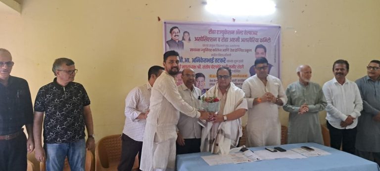 कै.जनार्दन शेडगे ट्रस्टतर्फे रोहा विद्यार्थ्यांना संगणक, प्रिंटर व बायोमेट्रिक मशीन भेट… शिक्षणासाठी मोठी मदत रेवा इंग्लिश स्कूल आणि सायन्स कॉलेजला मिळाल्या आधुनिक सुविधा…