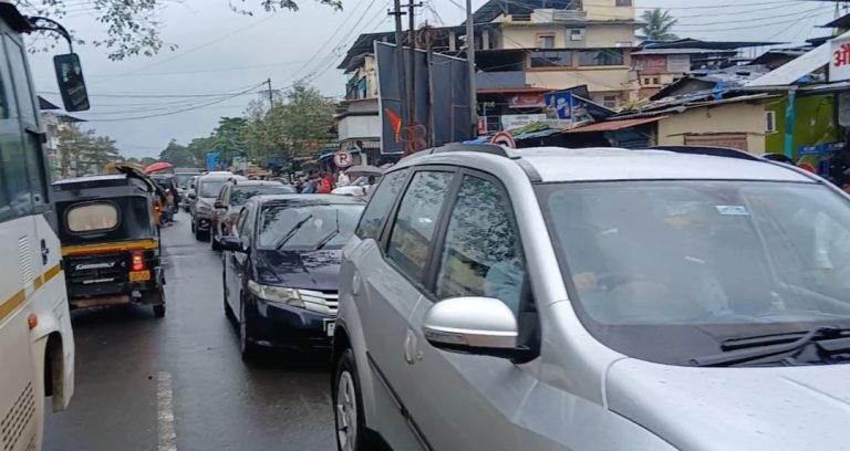 गणेशोत्सवात कोकणात वाहतूक सुरळीत पोलिसांच्या नियोजनाला दाद…