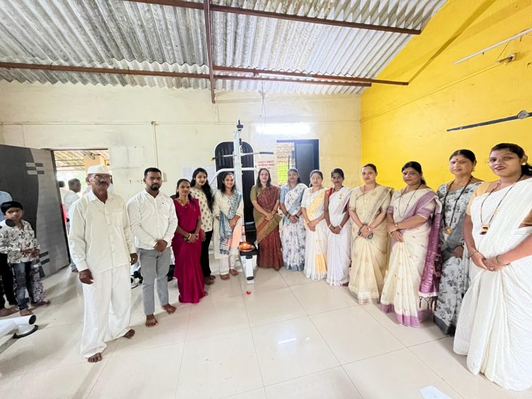 शिवसेना शिंदे गटाच्या उरण विधानसभा मतदारसंघाच्या प्रमुख वैजयंती ठाकूर यांच्या प्रयत्नातून तुराडे गावाला जिम साहित्याचे वाटप…