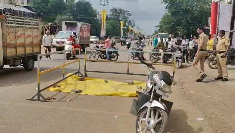 मालेगावात मनपा कर्मचाऱ्याचा थरारक खून… मालेगाव बीडच्या दिशेने? नागरिकांमध्ये दहशतीचे वातावरण…
