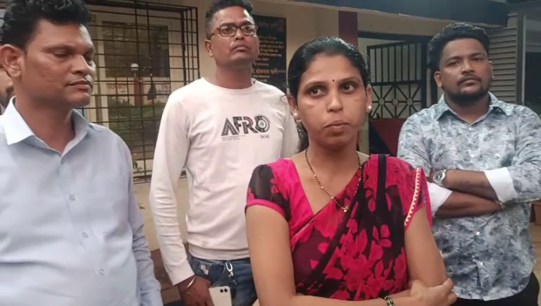 ग्रामपंचायत कर्मचाऱ्यावर चौघांचा हल्ला; जुन्या जखमेवर पुन्हा वार… आळी आंबिवलीत बेदम मारहाण; जबड्याची प्लेट निखळली…