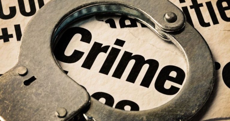 स्थानिक गुन्हे अन्वेषण शाखेची मोठी कारवाई लाखो रुपयांचा गुटखा जप्त… गुटखा विक्री करणाऱ्यांवर खालापूर पोलीस ठाण्यात गुन्हा दाखल…