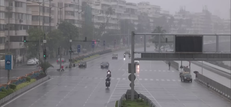 रायगड जिल्ह्याला अतिवृष्टीचा इशारा… नागरिकांनी सर्तक राहण्याचे प्रशासनाचे आवाहन…  