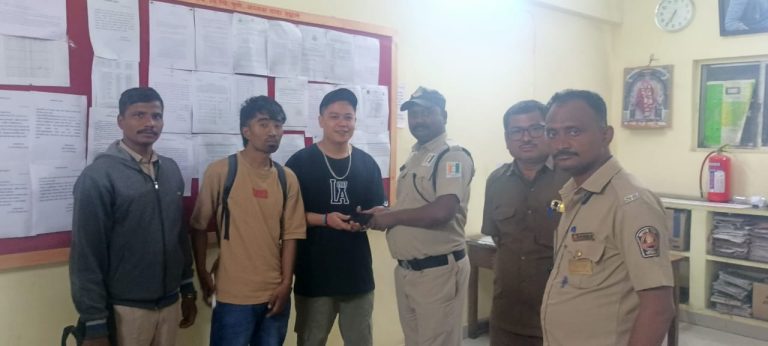 एक शंका, एक चौकशी, आणि सतत वाजणारा मोबाईल प्रवासी न उचलला, पण कंडक्टरने उचलली माणुसकी!”