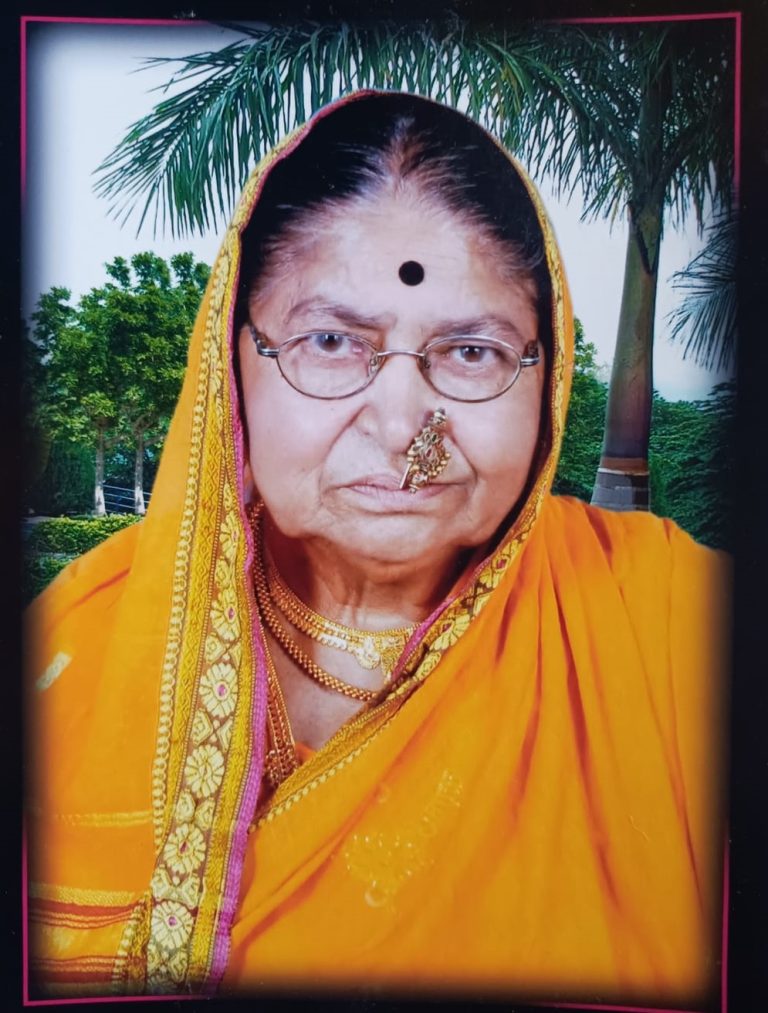 शिंदे कुटुंबावर शोककळा-मातोश्री बारकी शिंदे यांचे निधन… 