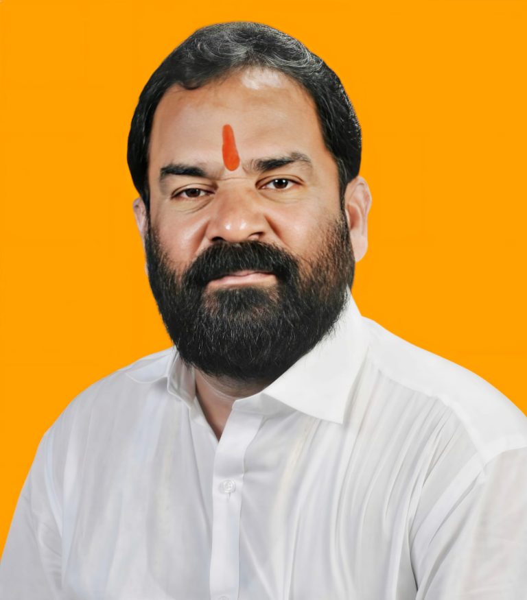 सुरेंद्र दादा म्हात्रे : निष्ठेचा श्वास, संघर्षाची ओळख आणि खऱ्या शिवभक्तीचा निर्भेळ चेहरा…